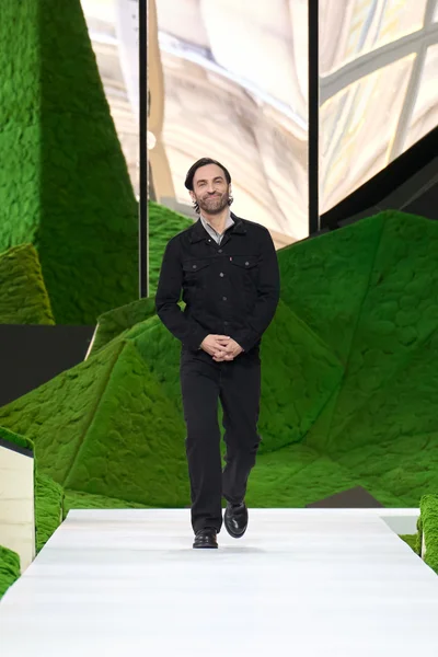Look 55